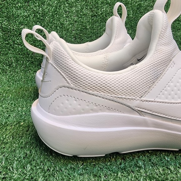 Womens Size 7.5 Nike AD Triple White Slip On Walking Sneakers DJ1001-100 - Picture 2 of 8